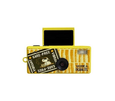Yashica Peanuts Funtastic Keychain