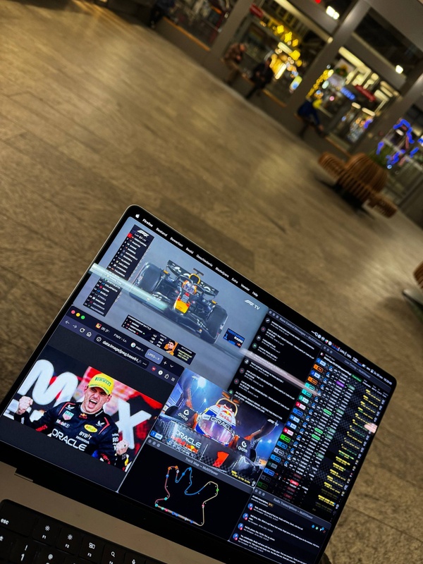 Afbeeldingslocatie: https://tweakers.net/i/RVNeP95F_Jytn6RlYpL92CAsXys=/x800/filters:strip_icc():strip_exif()/f/image/VAhNyPOr44thPrO2tQA0sMve.jpg?f=fotoalbum_large