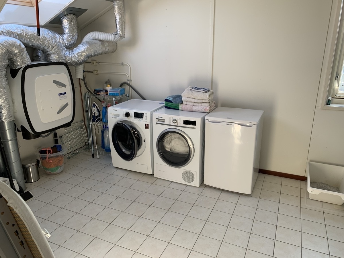 Afbeeldingslocatie: https://tweakers.net/i/RVTMwmYYGmfLjQONbSZhnPTWNck=/fit-in/4920x3264/filters:max_bytes(3145728):no_upscale():strip_icc():strip_exif()/f/image/CTWFnQ1wLkSlNx5fpcr6zxpo.jpg?f=user_large