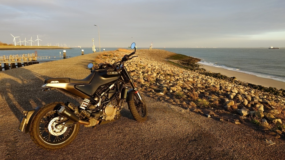 Afbeeldingslocatie: https://tweakers.net/i/RYVh9tcd6_GncH1ivjOnvEf6zuE=/fit-in/4920x3264/filters:max_bytes(3145728):no_upscale():strip_icc():strip_exif()/f/image/Eb2vdwXTxwiFZvA3YShBZi4o.jpg?f=user_large