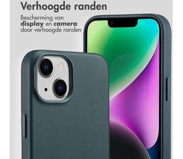 Accezz MagSafe Leather Backcover iPhone 14 - Donkergroen