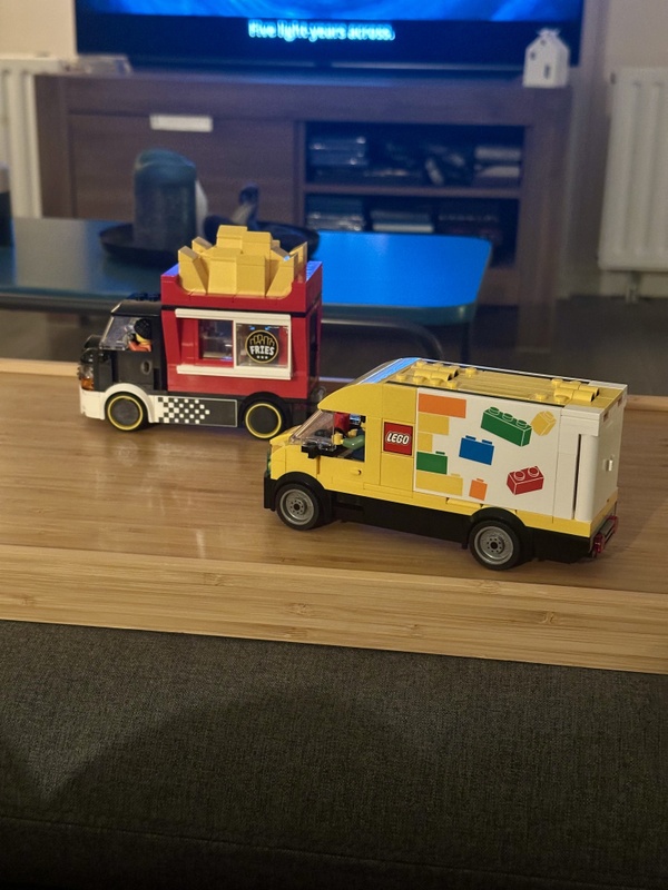 Afbeeldingslocatie: https://tweakers.net/i/Ral84XQL2wPCmH63WikLgmsxEJE=/x800/filters:strip_icc():strip_exif()/f/image/eTBHFpx6trjD3Q7NubGyxTbJ.jpg?f=fotoalbum_large