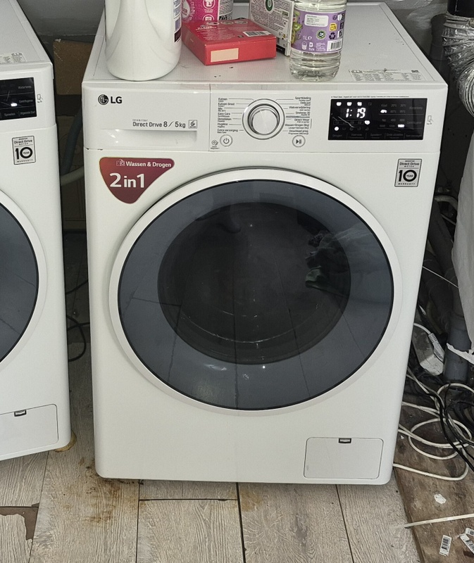 Afbeeldingslocatie: https://tweakers.net/i/RcsavP-YjWYwlXnrFTRFFQ2_P7o=/x800/filters:strip_icc():strip_exif()/f/image/GcgS4pypwUeoRVmGabWAklDH.jpg?f=fotoalbum_large