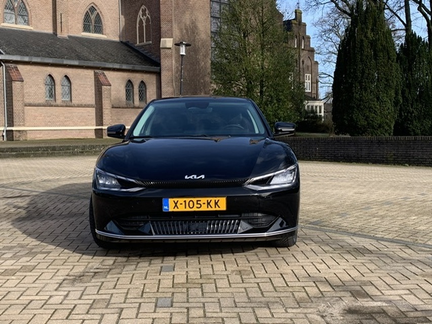 Afbeeldingslocatie: https://tweakers.net/i/ReY2XlYhfOOPSC8iwan0Fzw-yNA=/full-fit-in/4920x3264/filters:max_bytes(3145728):no_upscale():strip_icc():fill(white):strip_exif()/f/image/6LlulwH5wf2xa6mddvopiUnR.jpg?f=user_large