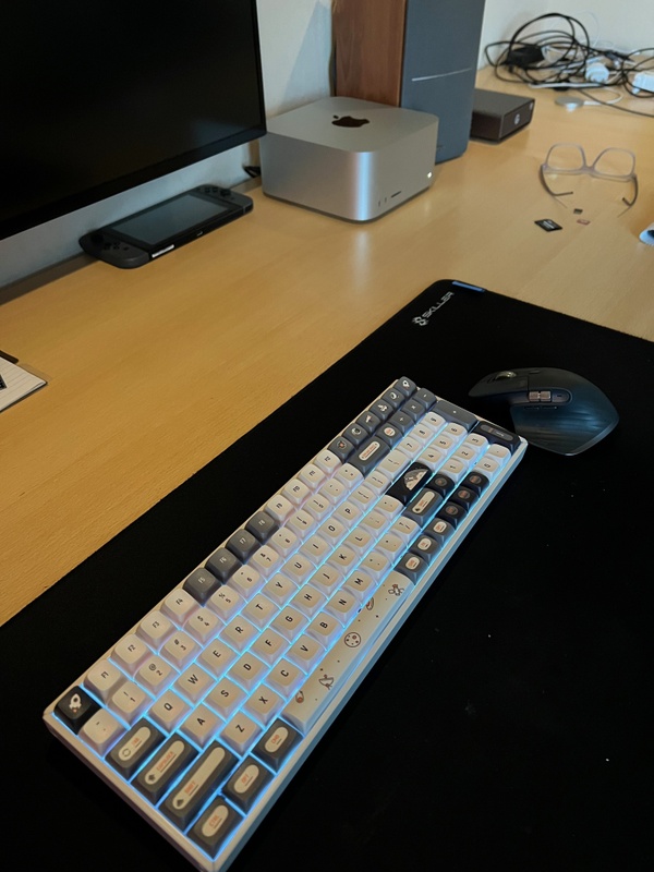 Afbeeldingslocatie: https://tweakers.net/i/Rev2_xOx5uW10mQs_qvceXKL2oc=/x800/filters:strip_icc():strip_exif()/f/image/hbcK5fFjv6pX2nEDuYwZ66MM.jpg?f=fotoalbum_large