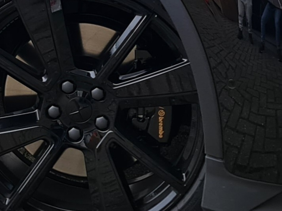 Afbeeldingslocatie: https://tweakers.net/i/RfyTk7mRxSQ9IW_kYrlXyKSW3nY=/full-fit-in/4920x3264/filters:max_bytes(3145728):no_upscale():strip_icc():fill(white):strip_exif()/f/image/7Huo4fmxoaaQV9q6HwICuLLI.jpg?f=user_large