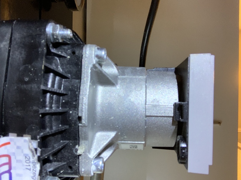 Afbeeldingslocatie: https://tweakers.net/i/Rkbtrhlb59fTWWUTsmLABE-adJc=/800x/filters:strip_icc():strip_exif()/f/image/843sbnXL0lQ0Q8PtwDeWb68J.jpg?f=fotoalbum_large