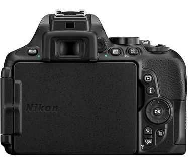 Nikon D5600