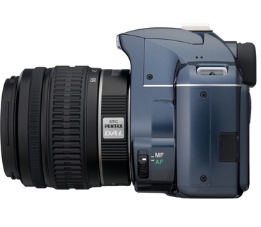 Pentax K-x + DA 18-55mm f3.5-5.6 AL Blauw