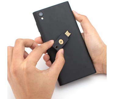 Yubico YubiKey 5 NFC