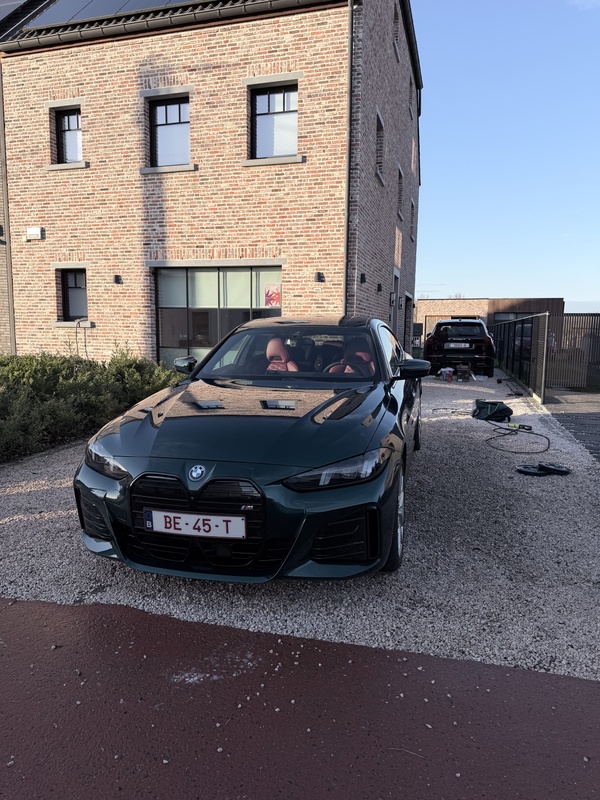 Afbeeldingslocatie: https://tweakers.net/i/RpBt56E-ciTXvOAq64WF_5u_G1o=/x800/filters:strip_icc():strip_exif()/f/image/H7uDXFm2obCMRNMPhOmOdgOK.jpg?f=fotoalbum_large