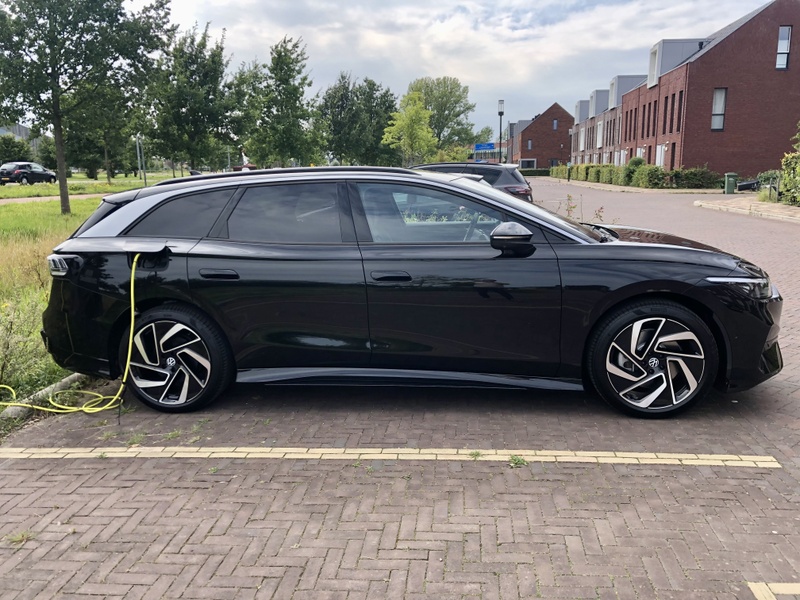 Afbeeldingslocatie: https://tweakers.net/i/RqmoTc_U0JfiMM1fwENz53gQAB4=/800x/filters:strip_icc():strip_exif()/f/image/HxO7GQUYfEAQDTF70MtBW900.jpg?f=fotoalbum_large
