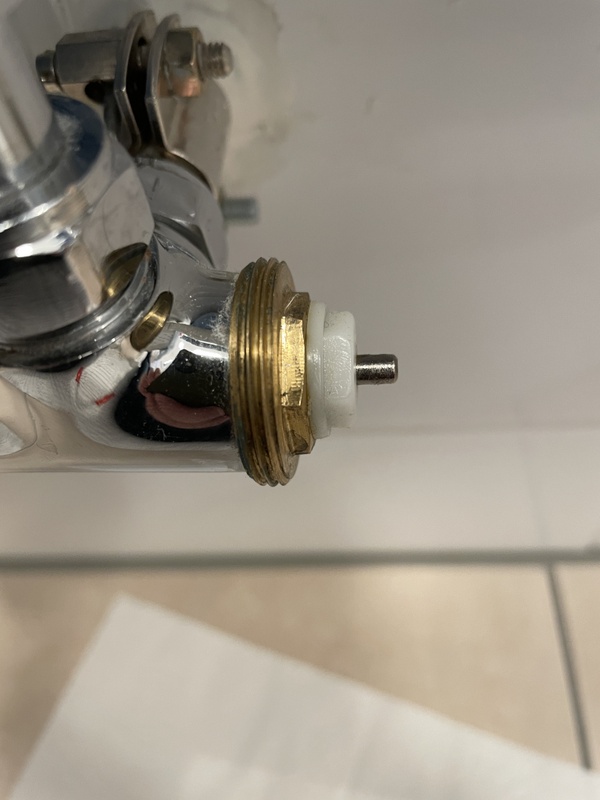 Afbeeldingslocatie: https://tweakers.net/i/RtkkE9U-uQsVB3bTsgHCbX6IoGQ=/x800/filters:strip_icc():strip_exif()/f/image/ybyncb5M5UGQznxU2UwopCq9.jpg?f=fotoalbum_large