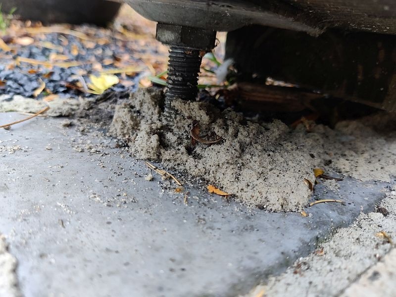 Draadeinde betonpoer overkapping