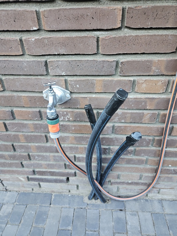 Afbeeldingslocatie: https://tweakers.net/i/RvG7dFeG_bjQOCh8lNGebX4jhiU=/x800/filters:strip_icc():strip_exif()/f/image/Oa124YdVo0akCVk0zjRdRkOc.jpg?f=fotoalbum_large