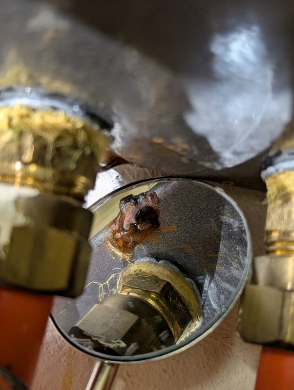 Afbeeldingslocatie: https://tweakers.net/i/Ry5WBaKuoruRIsEn3ZAEPNquRow=/x800/filters:strip_icc():strip_exif()/f/image/UdJRorasmYacsEe8ihNKiVEb.jpg?f=fotoalbum_large