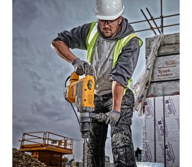 DeWalt D25733K-QS