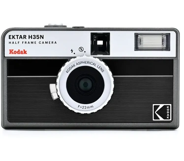 Kodak EKTAR H35N + Ultramax 24 film Zwart