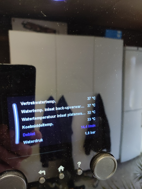 Afbeeldingslocatie: https://tweakers.net/i/S2KB2Hk-4RGVFN4woOo2xt3MdHY=/x800/filters:strip_icc():strip_exif()/f/image/rsqqG3xa6MjtgKpgLdAxEhM3.jpg?f=fotoalbum_large