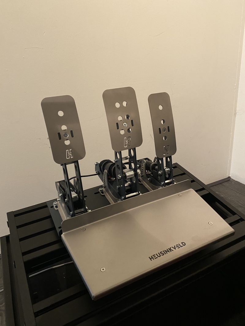 Afbeeldingslocatie: https://tweakers.net/i/S6NoFmEd1b72SBxEMOj-pJ6IrlE=/800x/filters:strip_icc():strip_exif()/f/image/GItC47i3HPj4cFGm9Q2q8GQA.jpg?f=fotoalbum_large