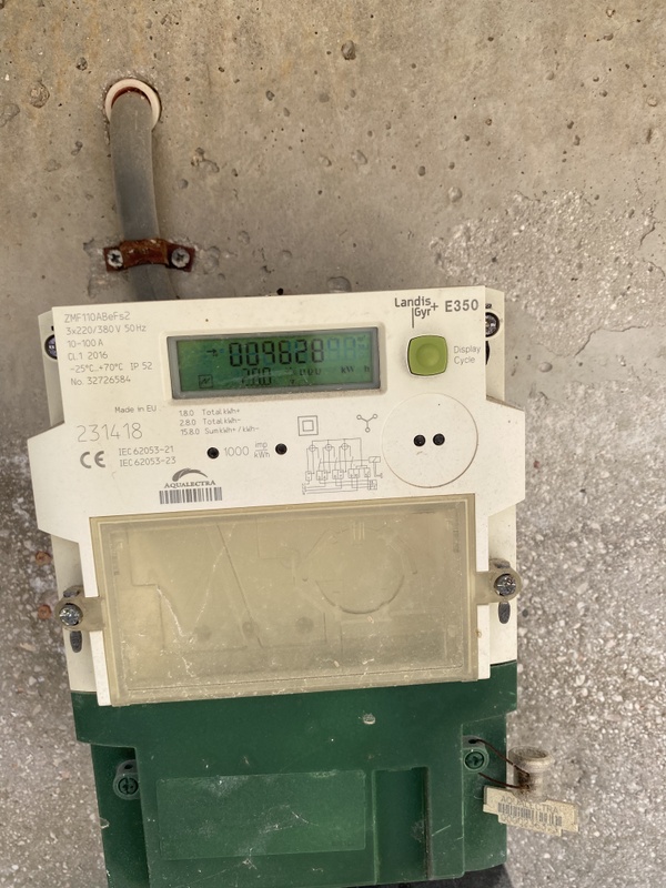 Afbeeldingslocatie: https://tweakers.net/i/S8stpxYycjeIZ-g2mE79Vitcz24=/x800/filters:strip_icc():strip_exif()/f/image/9YdvdeuHGkKrup3npR4ZOXiI.jpg?f=fotoalbum_large