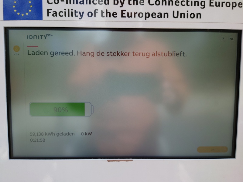 Afbeeldingslocatie: https://tweakers.net/i/S9FRJgWBWUDdV8L_PjFqb4SaK2U=/800x/filters:strip_icc():strip_exif()/f/image/pPAVR3vwBLDvXijz2bmJ5FMB.jpg?f=fotoalbum_large