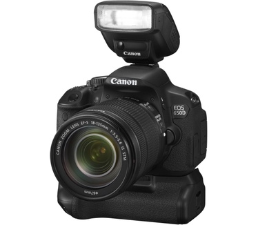 Canon EOS 650D + EF-S 18-135mm IS STM Zwart