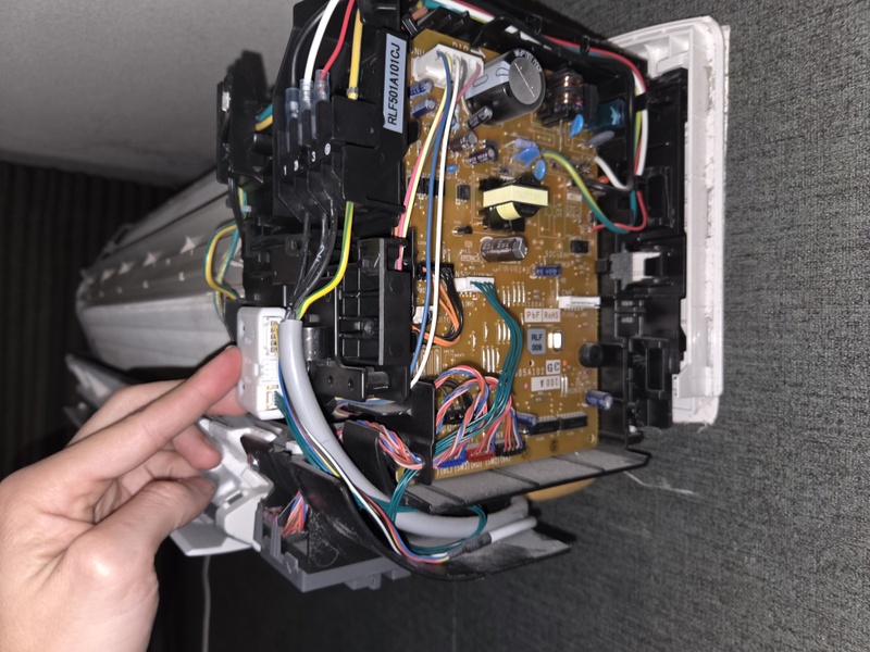 Afbeeldingslocatie: https://tweakers.net/i/SAOCbhV7ul36gzSMqlrpFdgI63o=/800x/filters:strip_icc():strip_exif()/f/image/glX61Vj28bSD6EHpqK3U2h0e.jpg?f=fotoalbum_large