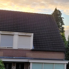 Afbeeldingslocatie: https://tweakers.net/i/SBcC1UZAX1wfPTGERaYWUwbZbko=/232x232/filters:strip_icc():strip_exif()/f/image/ePCCeUiguAvOxgbZ7d2FR3OK.jpg?f=fotoalbum_tile