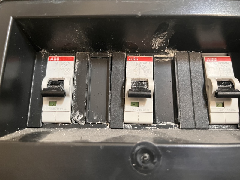 Afbeeldingslocatie: https://tweakers.net/i/SBnxH6-SxiDyJ9MHNlIk66d-5O4=/800x/filters:strip_icc():strip_exif()/f/image/wh3ftf3nylN0bc320PMU2VfN.jpg?f=fotoalbum_large