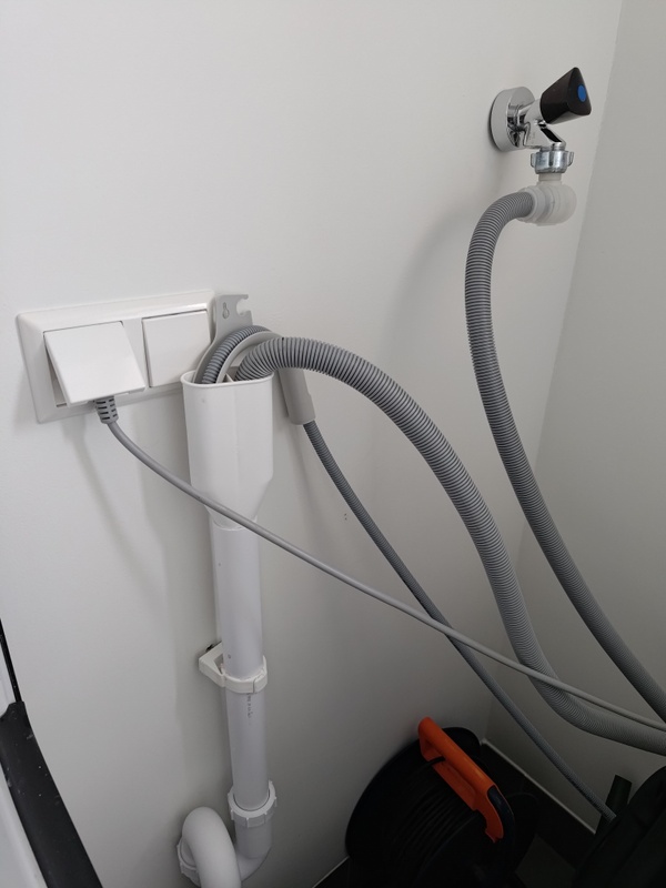 Afbeeldingslocatie: https://tweakers.net/i/SElFz1ZZOzHyfqmBe7uswN5VQW0=/x800/filters:strip_icc():strip_exif()/f/image/kq67uxwwpzErGKFR7PzMS2ws.jpg?f=fotoalbum_large