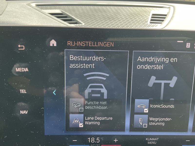 Afbeeldingslocatie: https://tweakers.net/i/SEpKoP91Oam0-vebTdUcJgr9FGM=/800x/filters:strip_icc():strip_exif()/f/image/ywY0AX4OMz8Xx8h0Dy77SFkg.jpg?f=fotoalbum_large