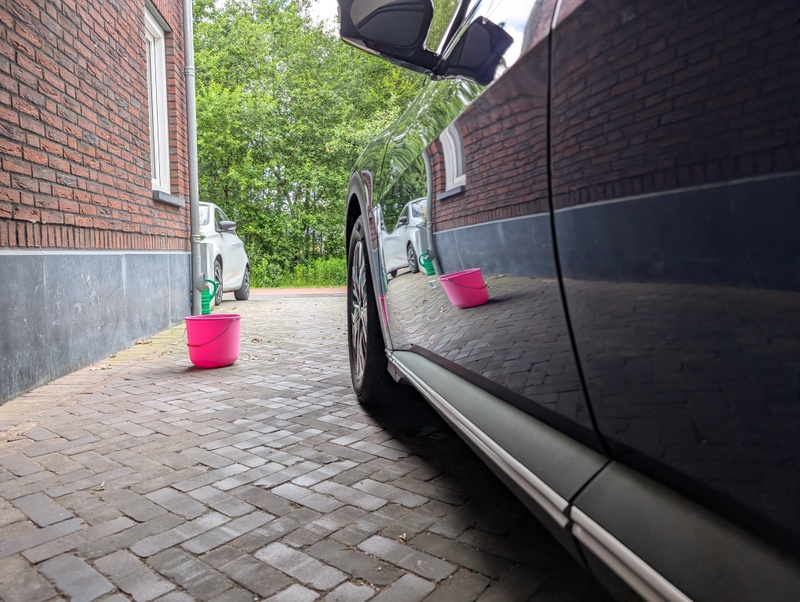 Afbeeldingslocatie: https://tweakers.net/i/SF8r4fg1GQaC93-CbiuQsRGi_Vw=/800x/filters:strip_icc():strip_exif()/f/image/MHHiZztCw0E4mIoILyTiqocf.jpg?f=fotoalbum_large