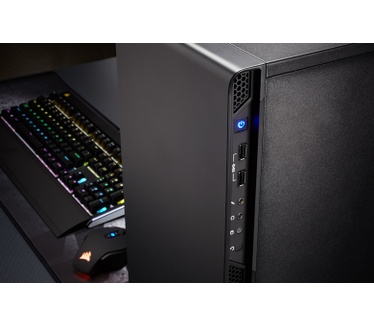 Corsair Carbide Series 270R Window