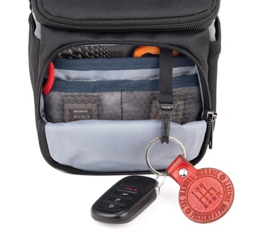 Think Tank Photo Mirrorless Mover 10 V2