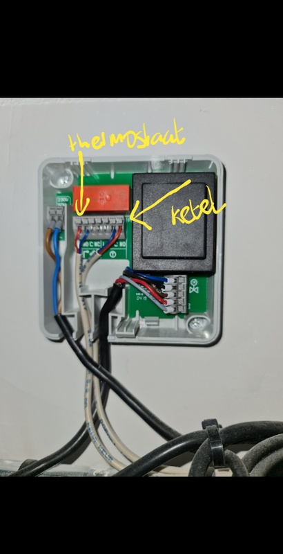 Afbeeldingslocatie: https://tweakers.net/i/SGdzVx7cX2IoiTbtVxJEyroYBbQ=/x800/filters:strip_icc():strip_exif()/f/image/UKWG5E2Hv5bVpCJp7DJX7WaU.jpg?f=fotoalbum_large