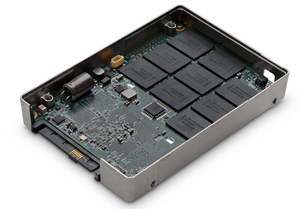 Hitachi Ultrastar sas-1200-drive