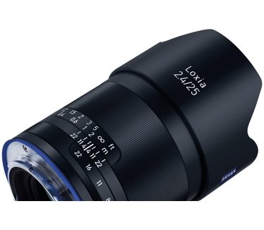 Zeiss Loxia 2.4/25
