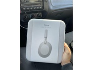 Sony WH-1000XM5-verpakking via Reddit