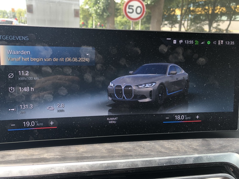 Afbeeldingslocatie: https://tweakers.net/i/SL3auvf21cTH5KSZCE8Clcue_hQ=/800x/filters:strip_icc():strip_exif()/f/image/qENFnuXYSNDuA59XoiSLEZtK.jpg?f=fotoalbum_large