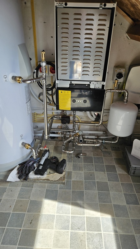 Afbeeldingslocatie: https://tweakers.net/i/SNqf8ApS-fuTjJ92p_SCnmHpzjQ=/x800/filters:strip_icc():strip_exif()/f/image/fb3ZFsOvI5nFl7M8oUwk0TH4.jpg?f=fotoalbum_large