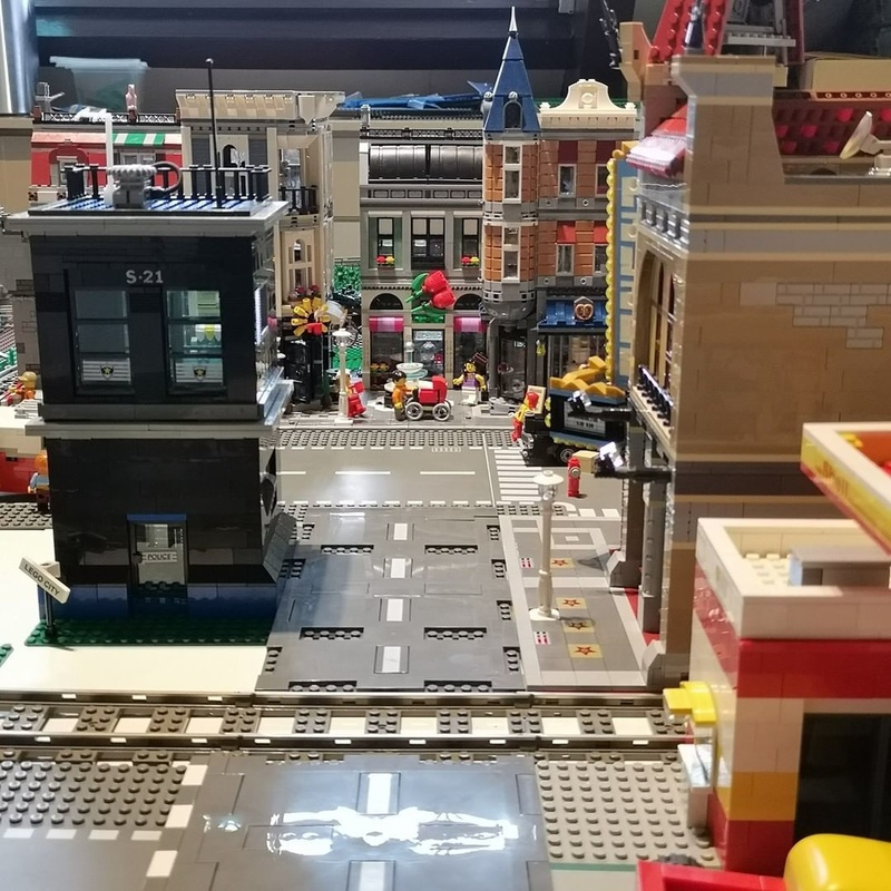 Afbeeldingslocatie: https://tweakers.net/i/SO42uEucZIjre4j8-_F41yp0fxw=/800x/filters:strip_icc():strip_exif()/f/image/HCDst91795HLjgW7geOecQMS.jpg?f=fotoalbum_large
