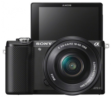 Sony Alpha A5000 + 16-50mm F3.5-5.6 OSS + 55-210mm F4.5-6.3 OSS Zwart