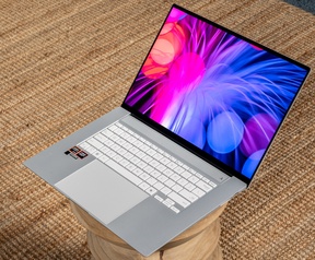 ASUS Zenbook S 16 UM5606WA
