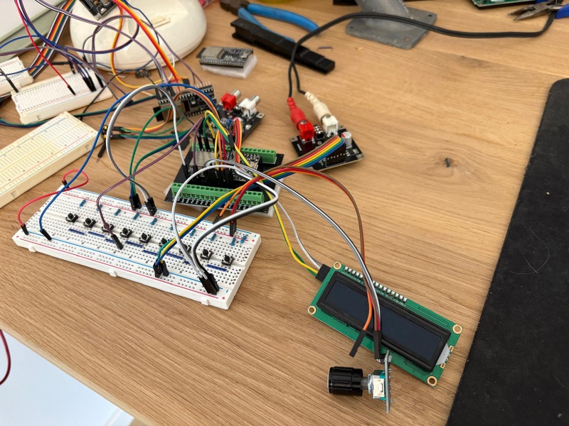 Afbeeldingslocatie: https://tweakers.net/i/SQt-OVVbDdVq_okgNpWKvvlpAb0=/800x/filters:strip_icc():strip_exif()/f/image/J2d5948MwpiAIz0yP79lOqWB.jpg?f=fotoalbum_large