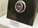 Sharp igzo free form display smartphone en thermostaat