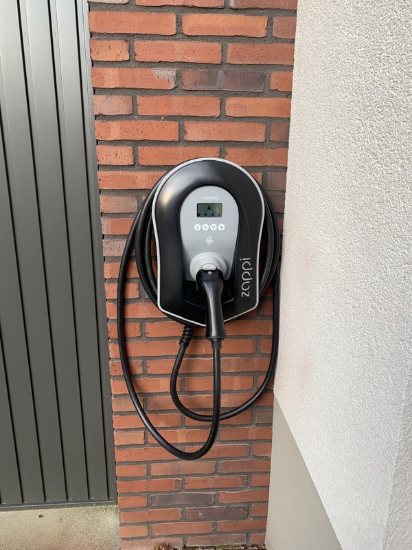 Afbeeldingslocatie: https://tweakers.net/i/SXYnGvhq3nJMEWEG0EjytyAmIEw=/x800/filters:strip_icc():strip_exif()/f/image/Ctm8TQ20b55wsSwnZiGT3Okd.jpg?f=fotoalbum_large