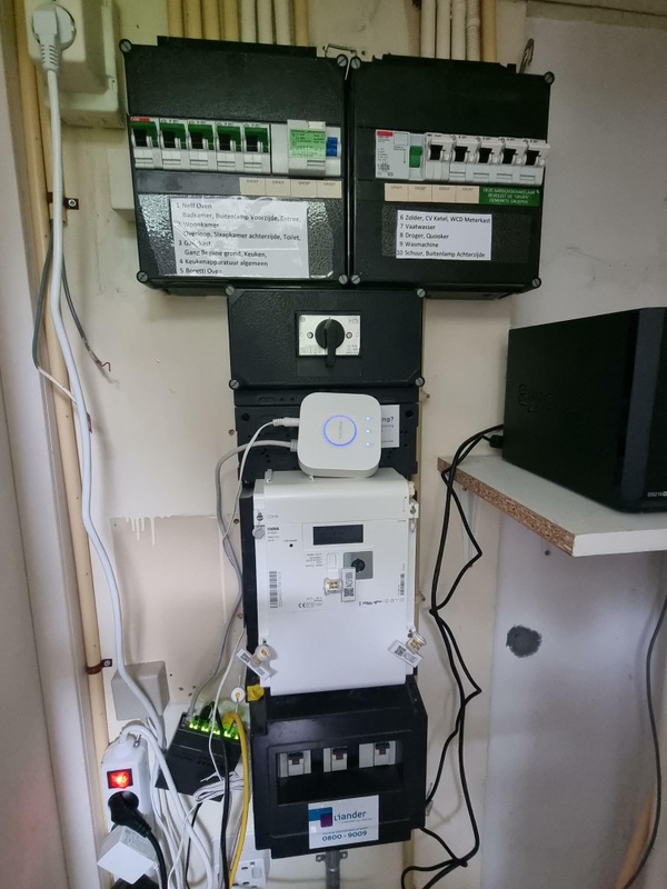 Afbeeldingslocatie: https://tweakers.net/i/SfCpKD3mNWBDcW2DX95BljP8B6A=/x800/filters:strip_icc():strip_exif()/f/image/EiPKw2ara1CMCxpniiYdfpTh.jpg?f=fotoalbum_large