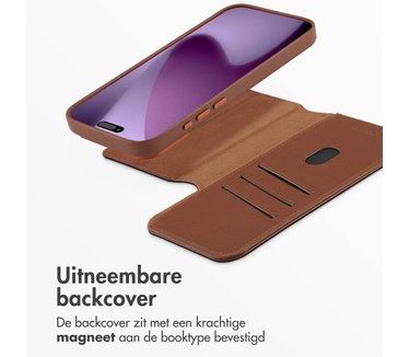 Accezz Leather Bookcase 2-in-1 met MagSafe