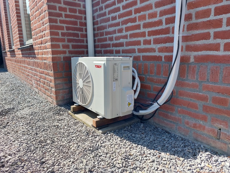 Afbeeldingslocatie: https://tweakers.net/i/SjANTuEVOMZrm-h_wfr69BWZGZw=/800x/filters:strip_icc():strip_exif()/f/image/qmXynUHNBSRisbJgKxBYhg4W.jpg?f=fotoalbum_large